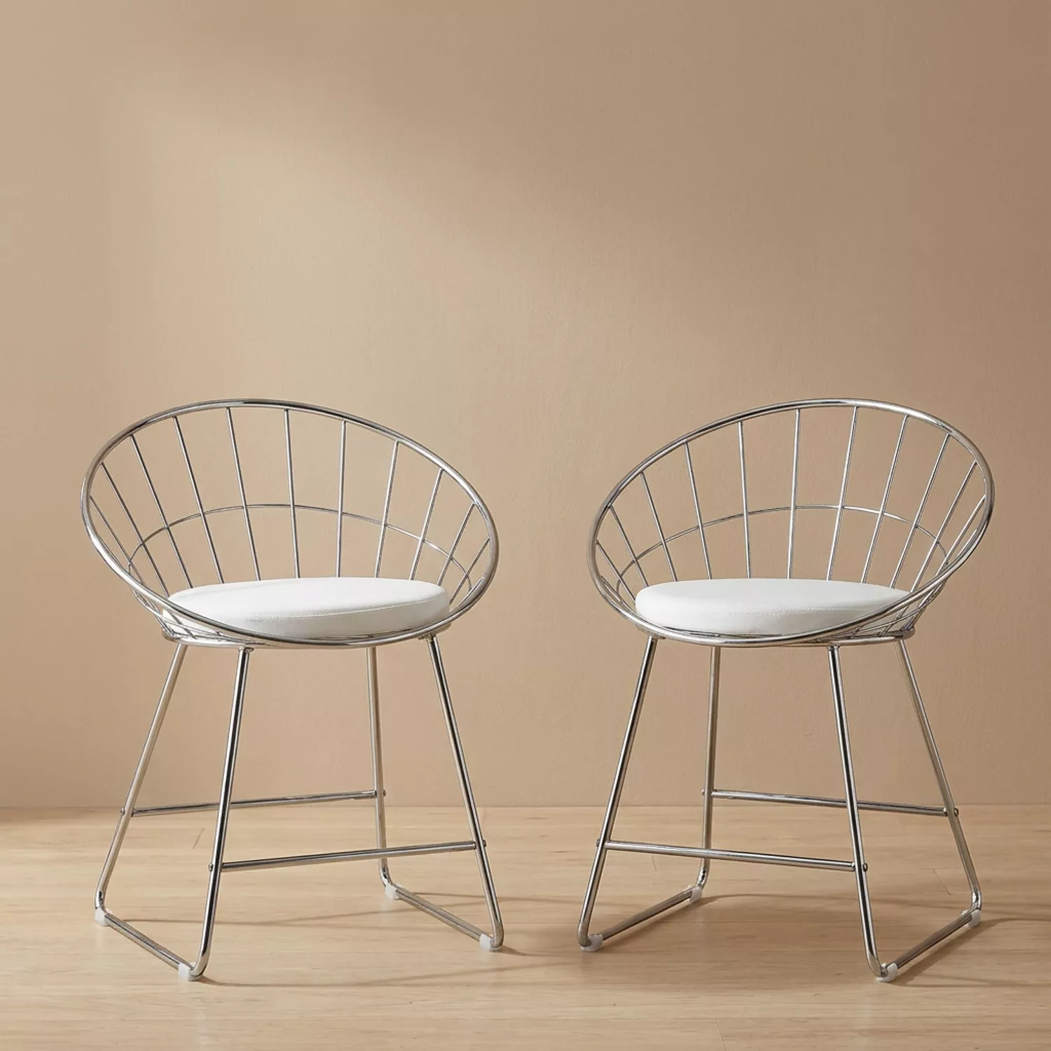 Lot de 2 chaises en métal chromé et coussin blanc ALEX