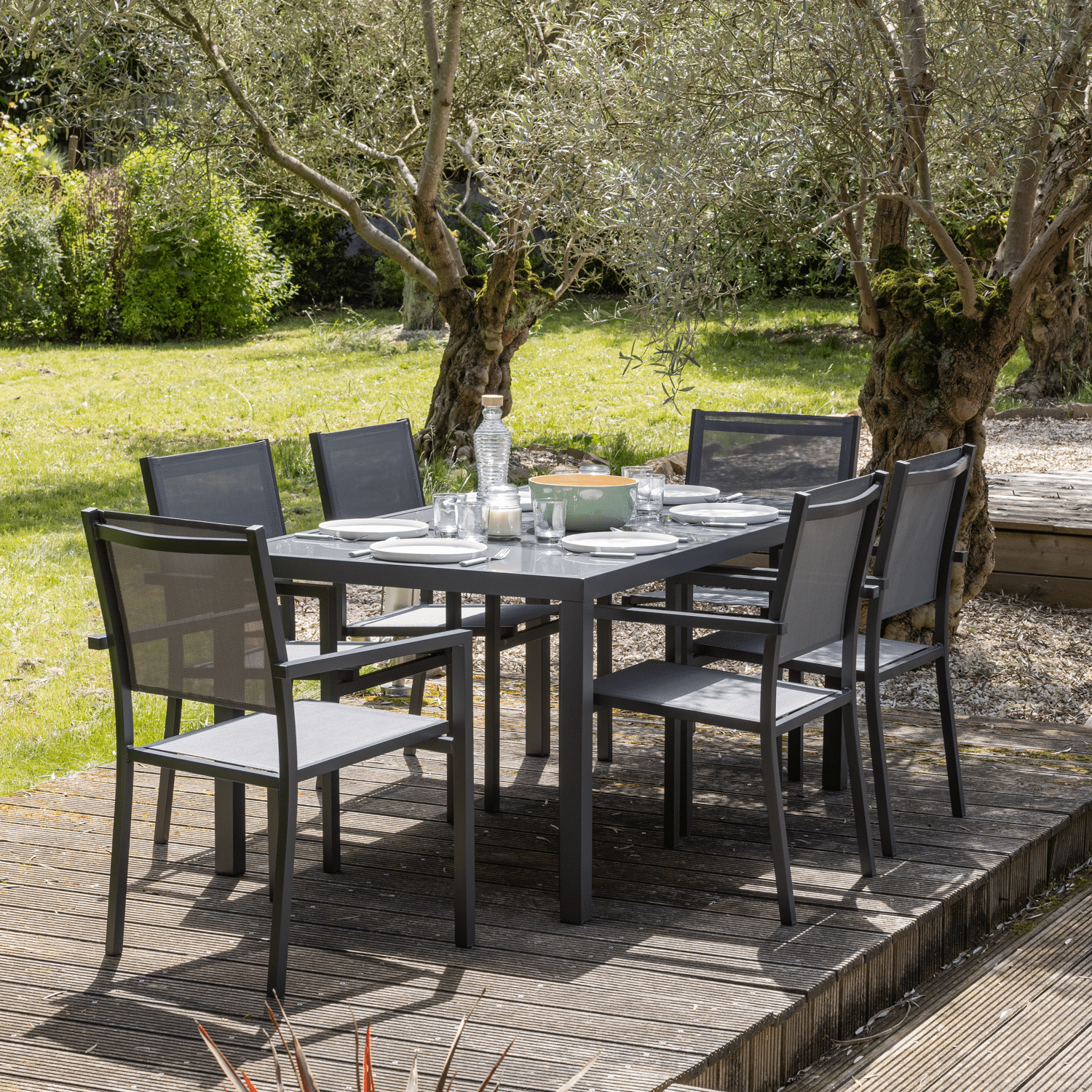 Salon de jardin BERGAMO en textilène gris 6 places - aluminium anthracite