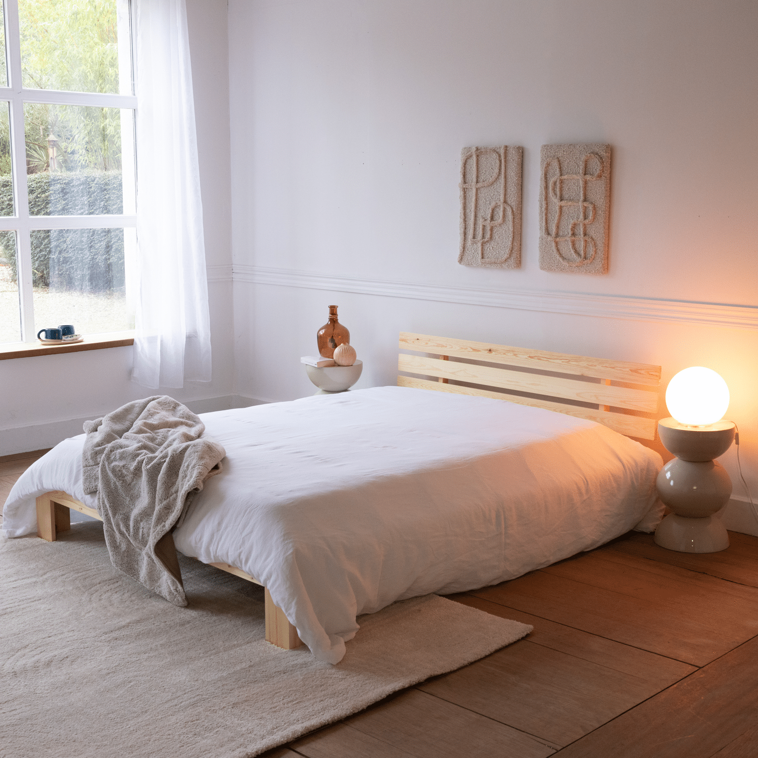 Lit en bois avec tête de lit 160x200cm FINN