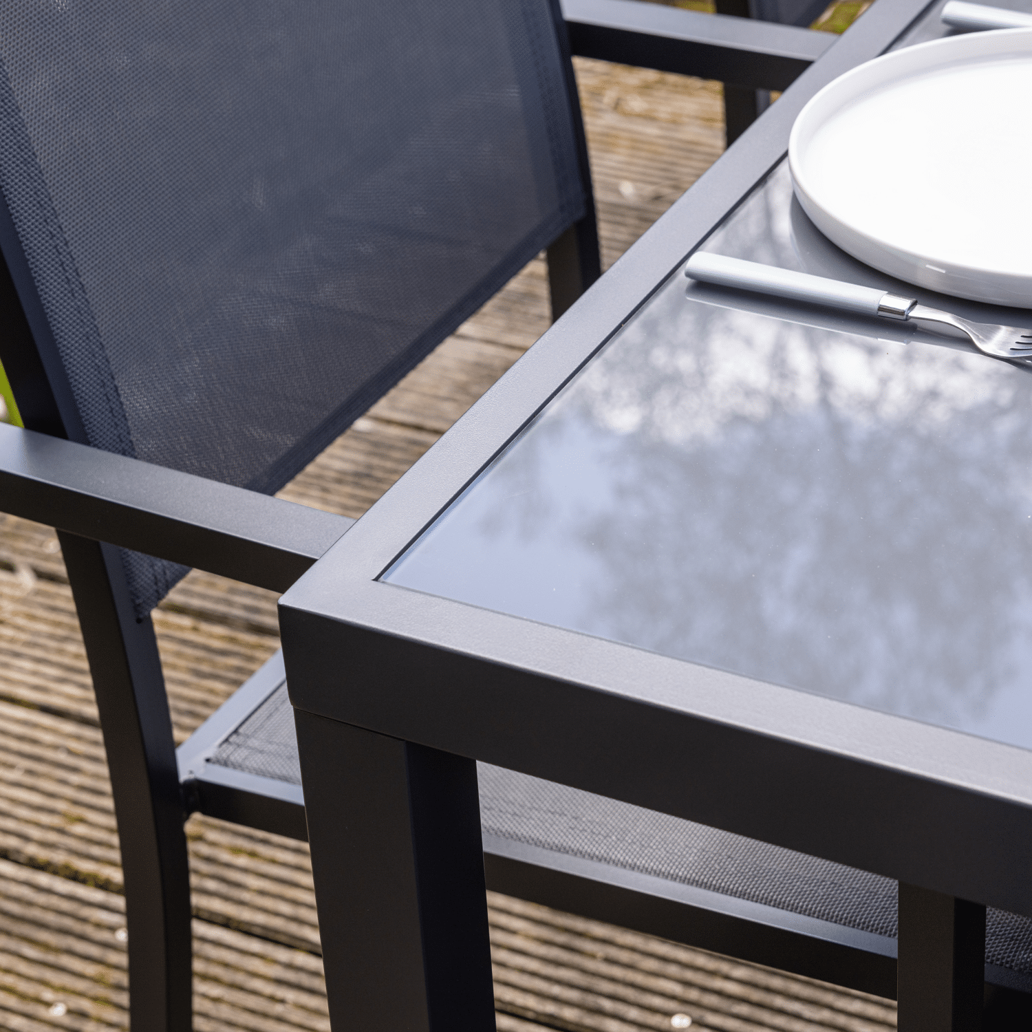 Salon de jardin BERGAMO en textilène gris 6 places - aluminium anthracite