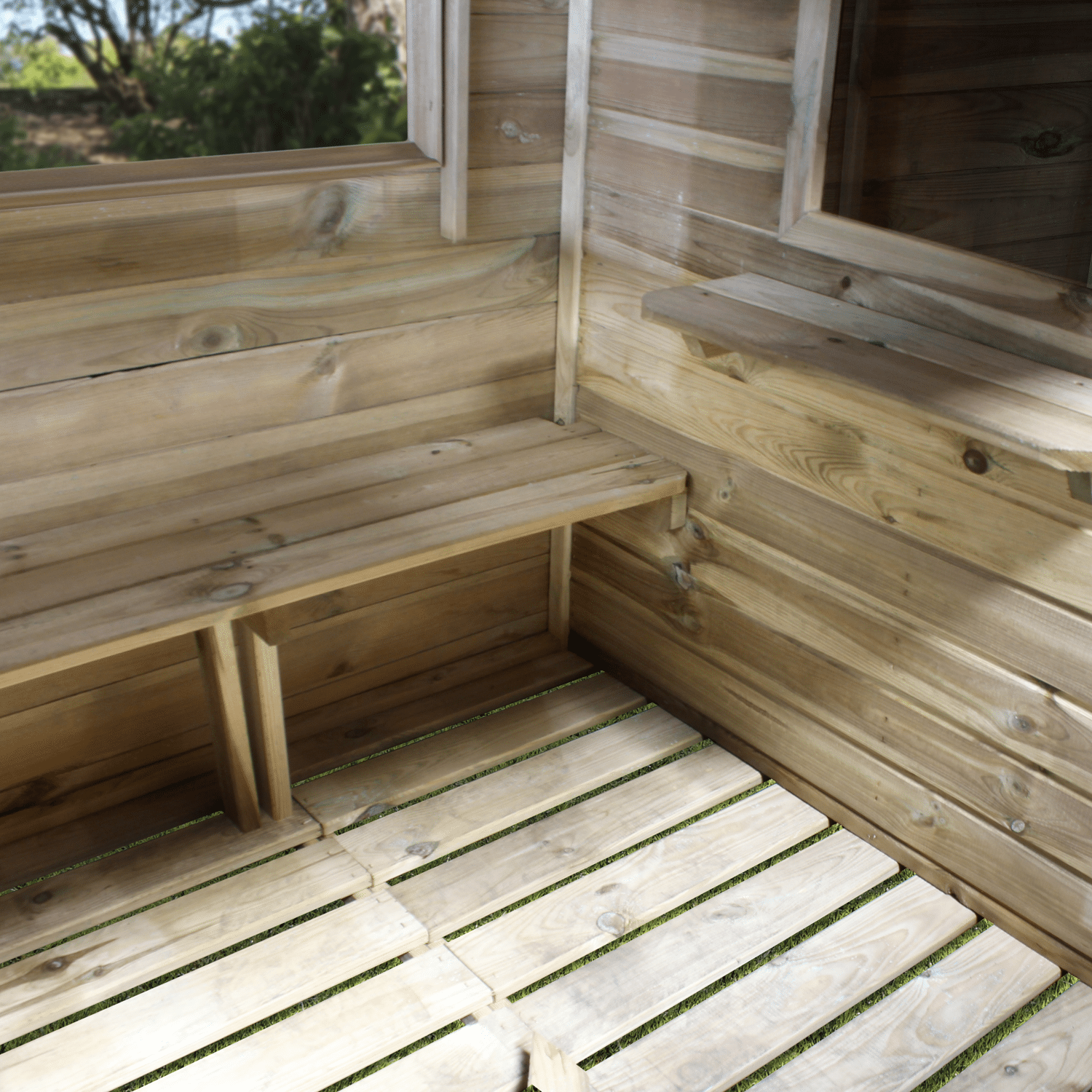 SOULET - Cabane en bois traité pour enfant avec préau et banc HACIENDA