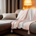 Couverture plaid 100% coton rose pâle avec pompons 130x170cm SLAVANN