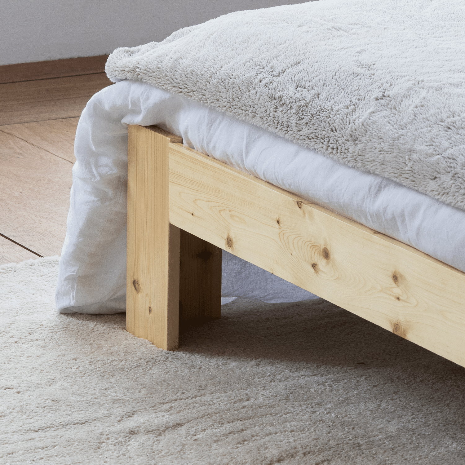 Lit en bois avec tête de lit 140x200cm FINN