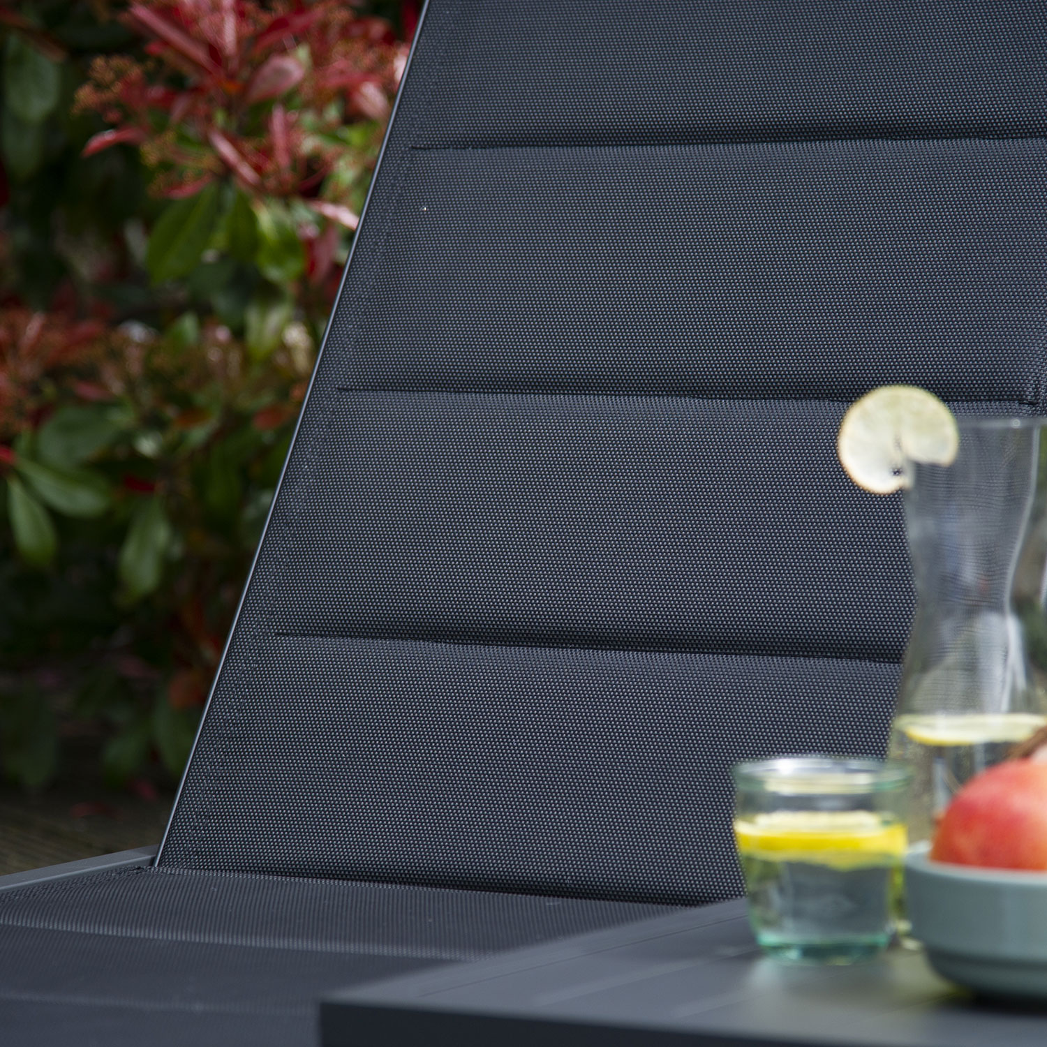 BARBADOS ligstoel in zwart textilene - antraciet grijs aluminium