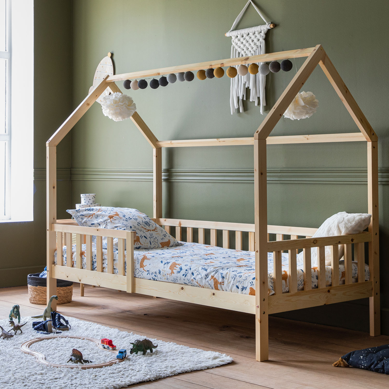 Lit cabane pour enfant 190x90cm en bois MARCEAU