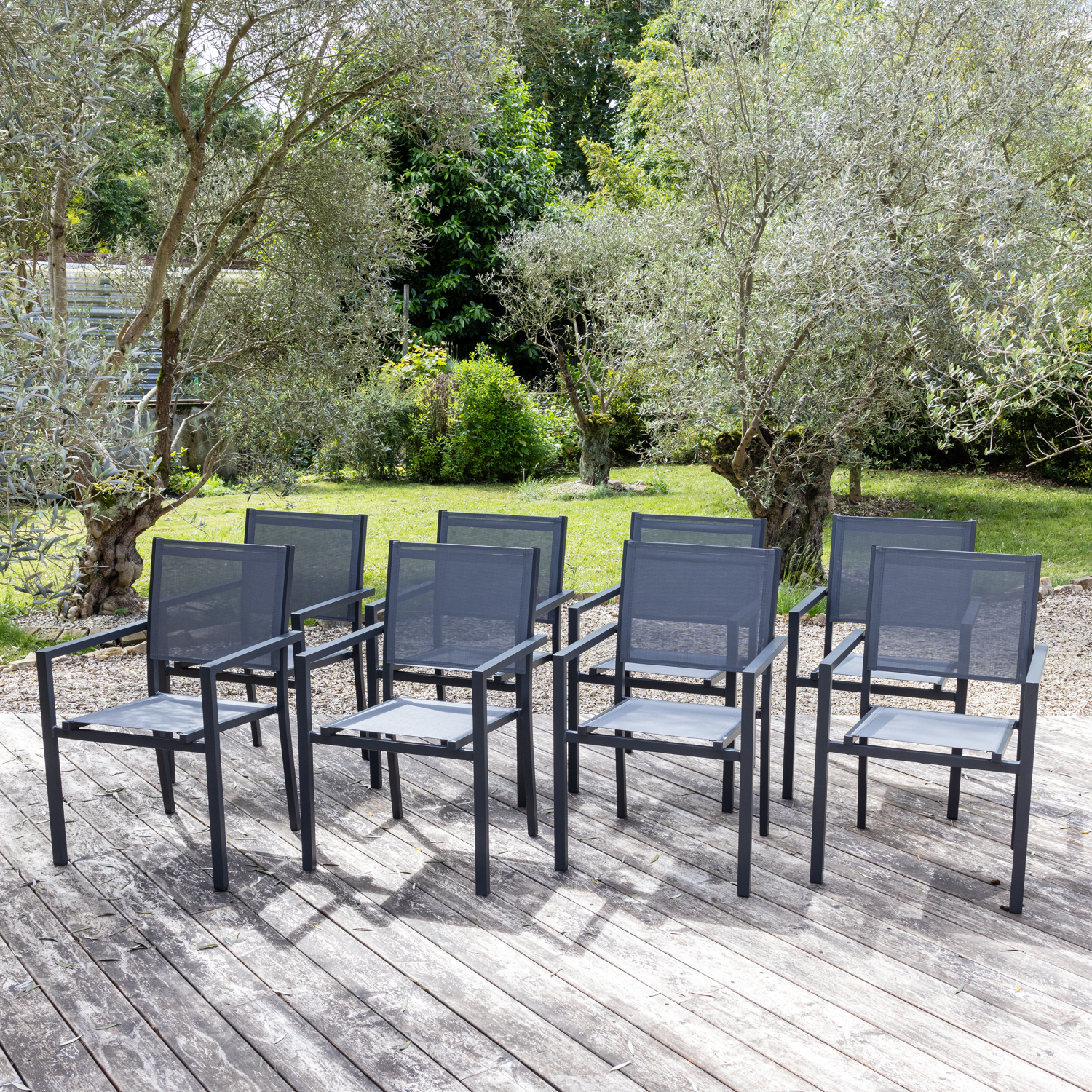 Satz von 8 Stühlen aus anthrazitfarbenem Aluminium - graues Textilene