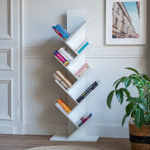 Weißes Bücherregal