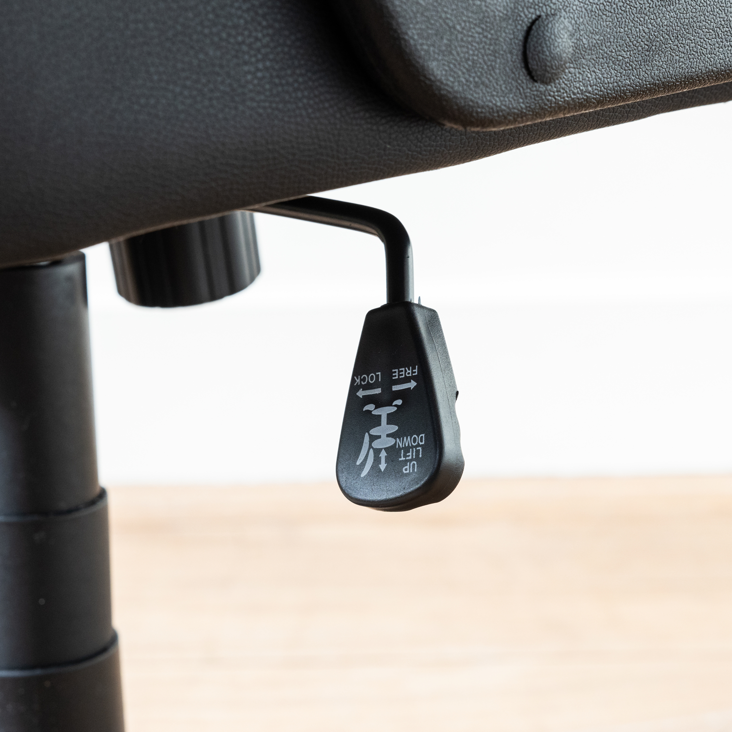 Silla gaming de oficina color negro y gris CRASH