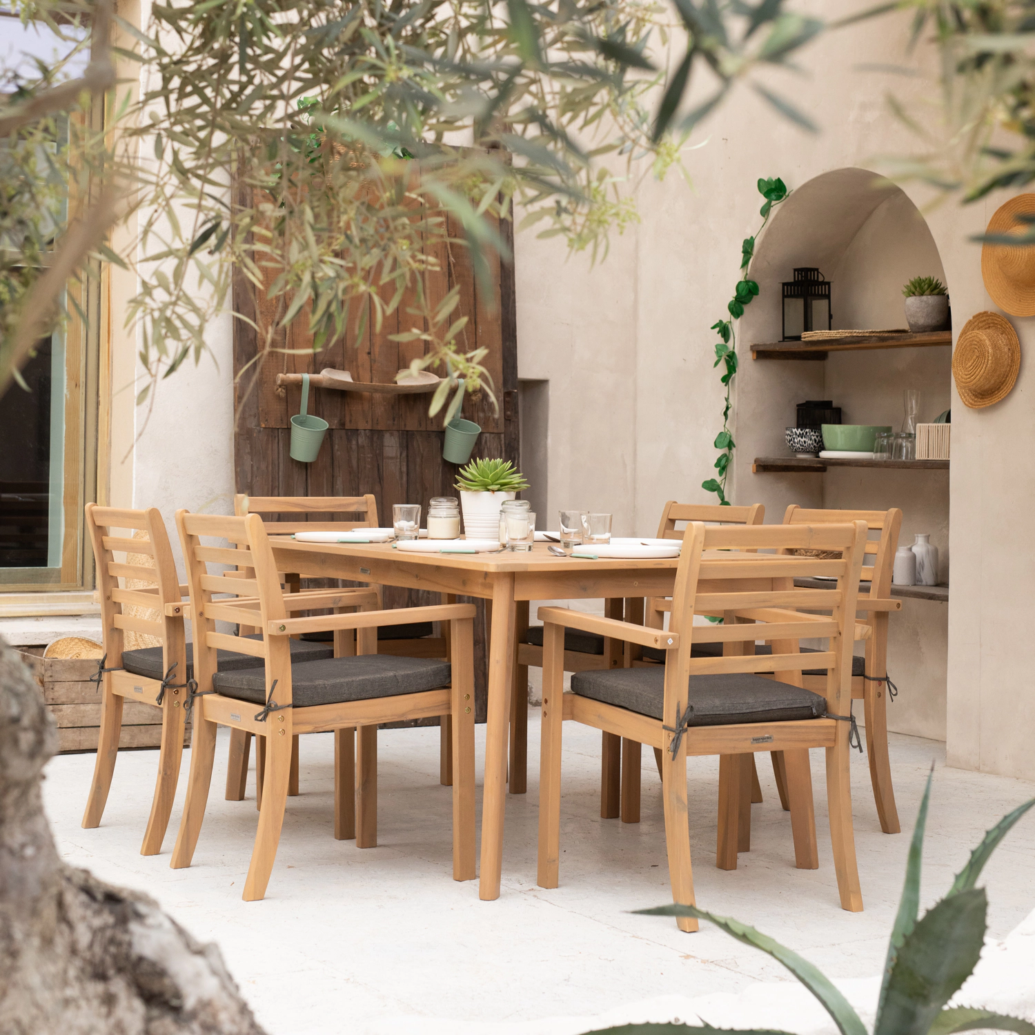 Conjunto de mobiliário de jardim Acacia SIMILAN 6 lugares - almofadas cinzentas