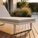 Lettino in alluminio con cuscino beige