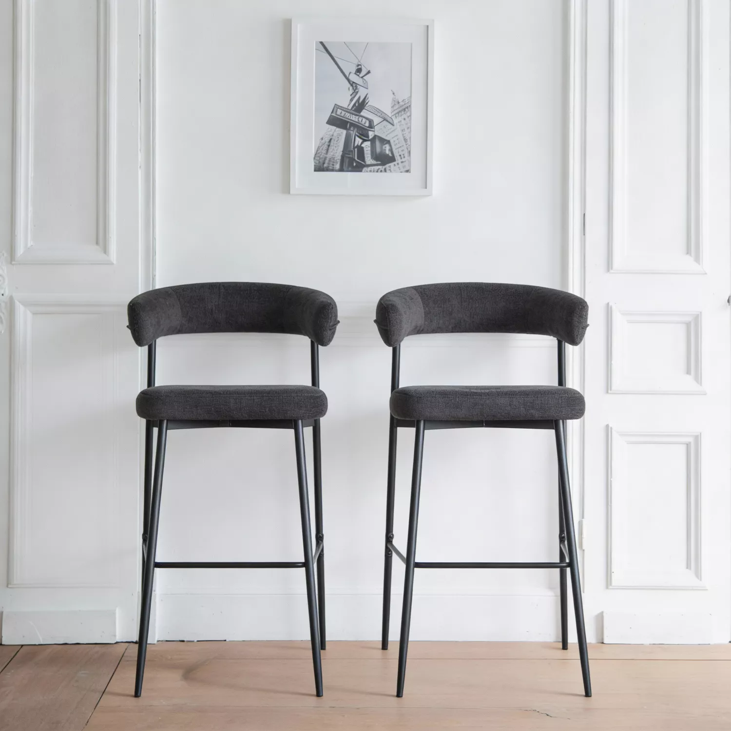 Set van 2 barkrukken in grijs THEA-stof