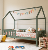 Lit cabane pour enfant...
