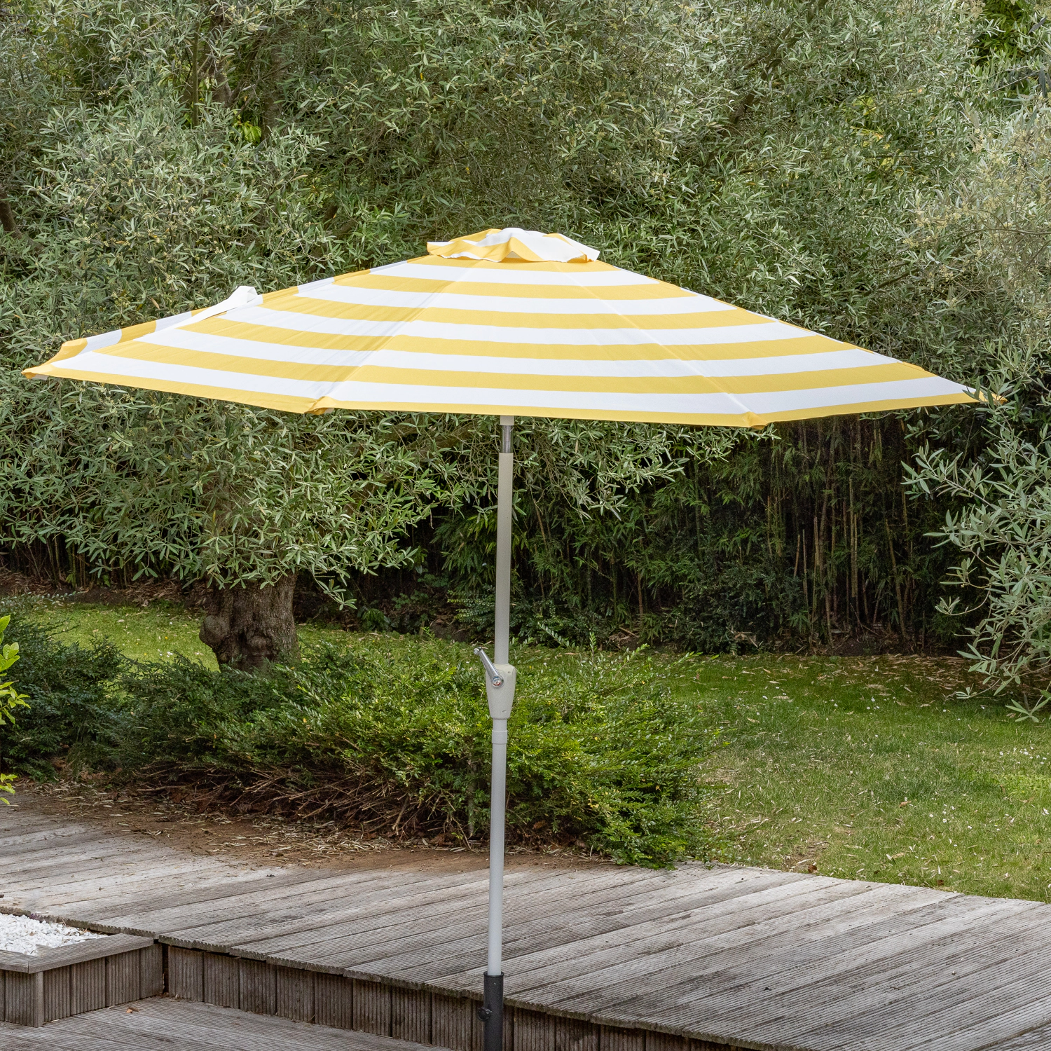 Parasol droit BANDOL rond 2,70m de diamètre à rayures jaunes