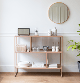 Étagère en métal vieux rose