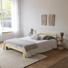 Letto in legno con testiera...