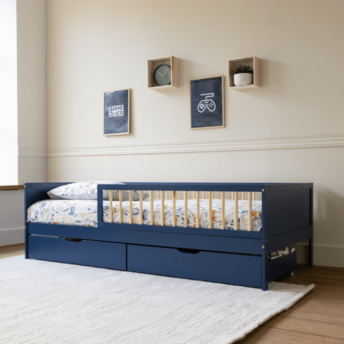 Letto blu scuro per bambini...