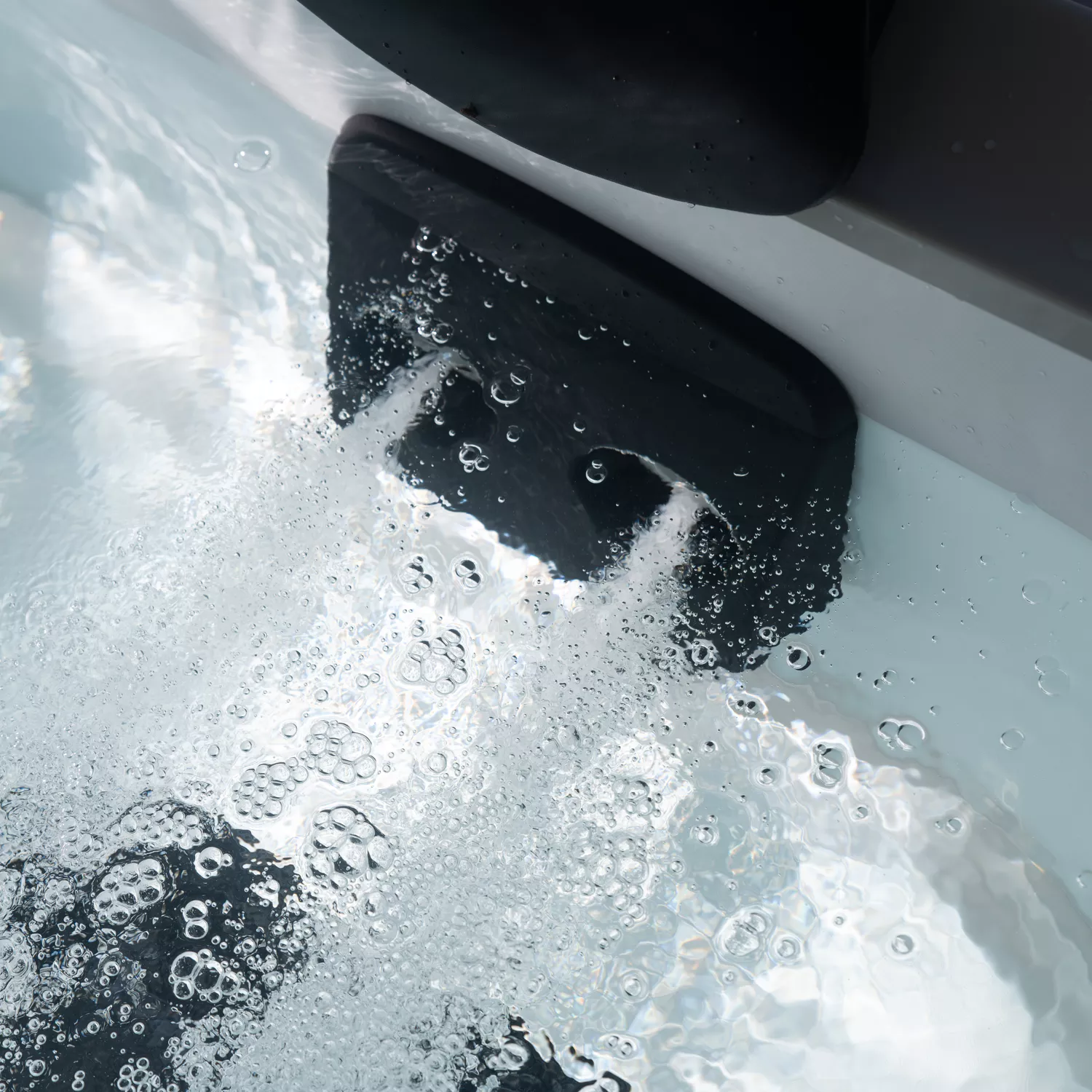 MSPA - Spa rigide connecté carré 180cm OSLO AERO PLUS - 6 places