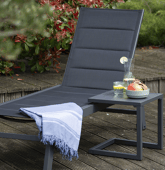 Conjunto de tumbona y mesa...