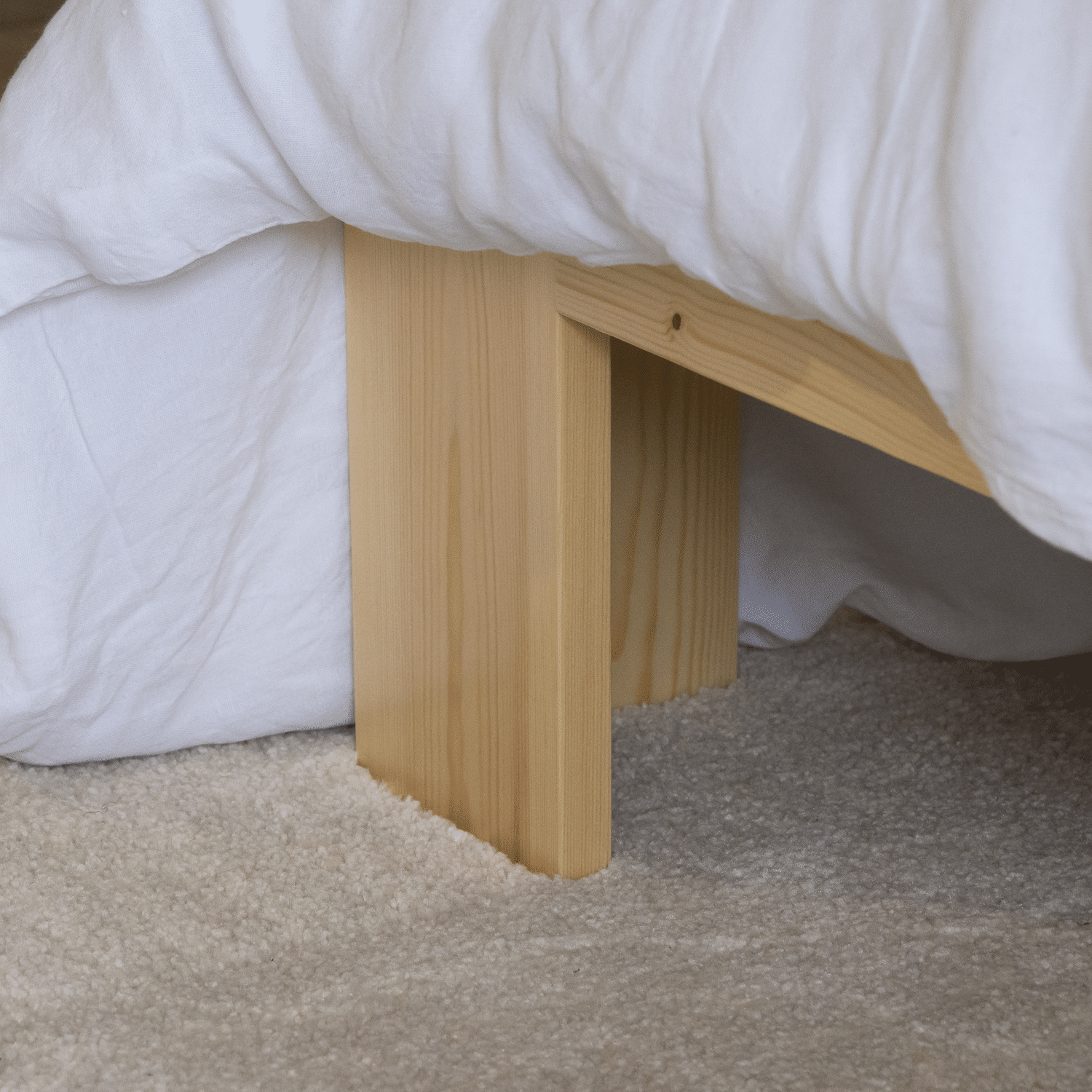 Lit en bois avec tête de lit 160x200cm FINN