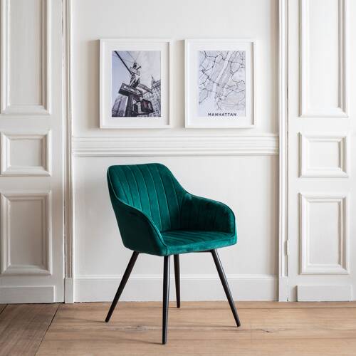 Chaise en velours verte