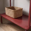 Console design en métal rouge carmin