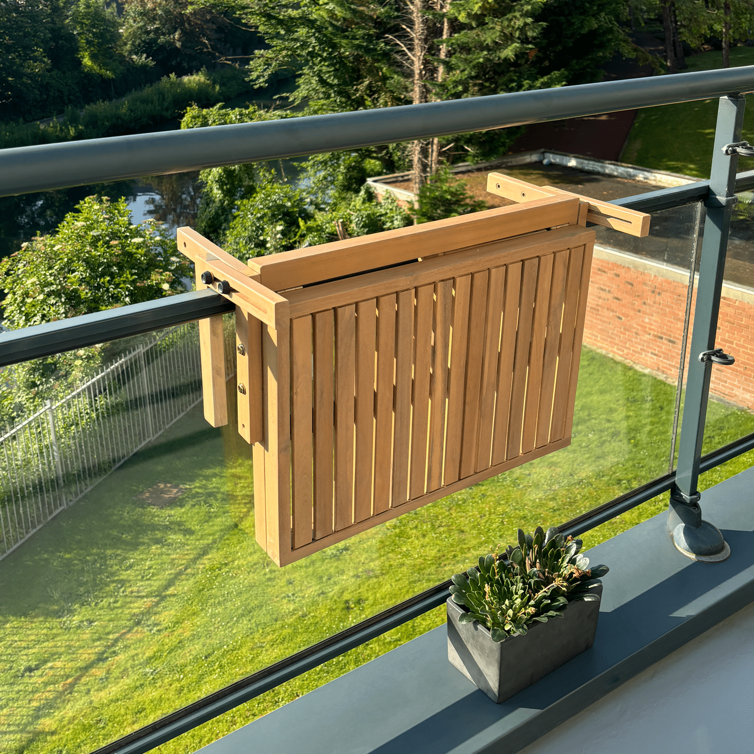 Klappbarer Balkontisch aus Akazienholz SUMBA