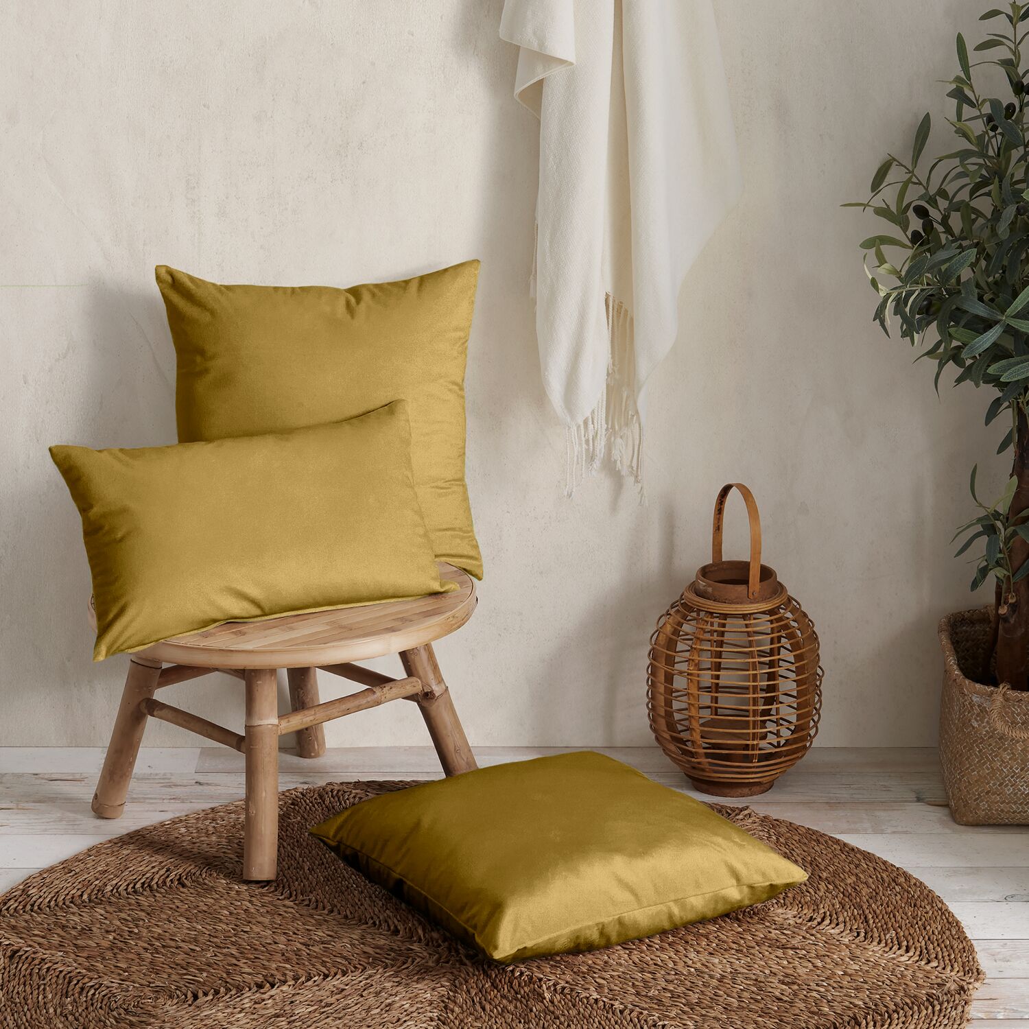 Coussin rectangulaire 45x45cm velours vert anis Nauru