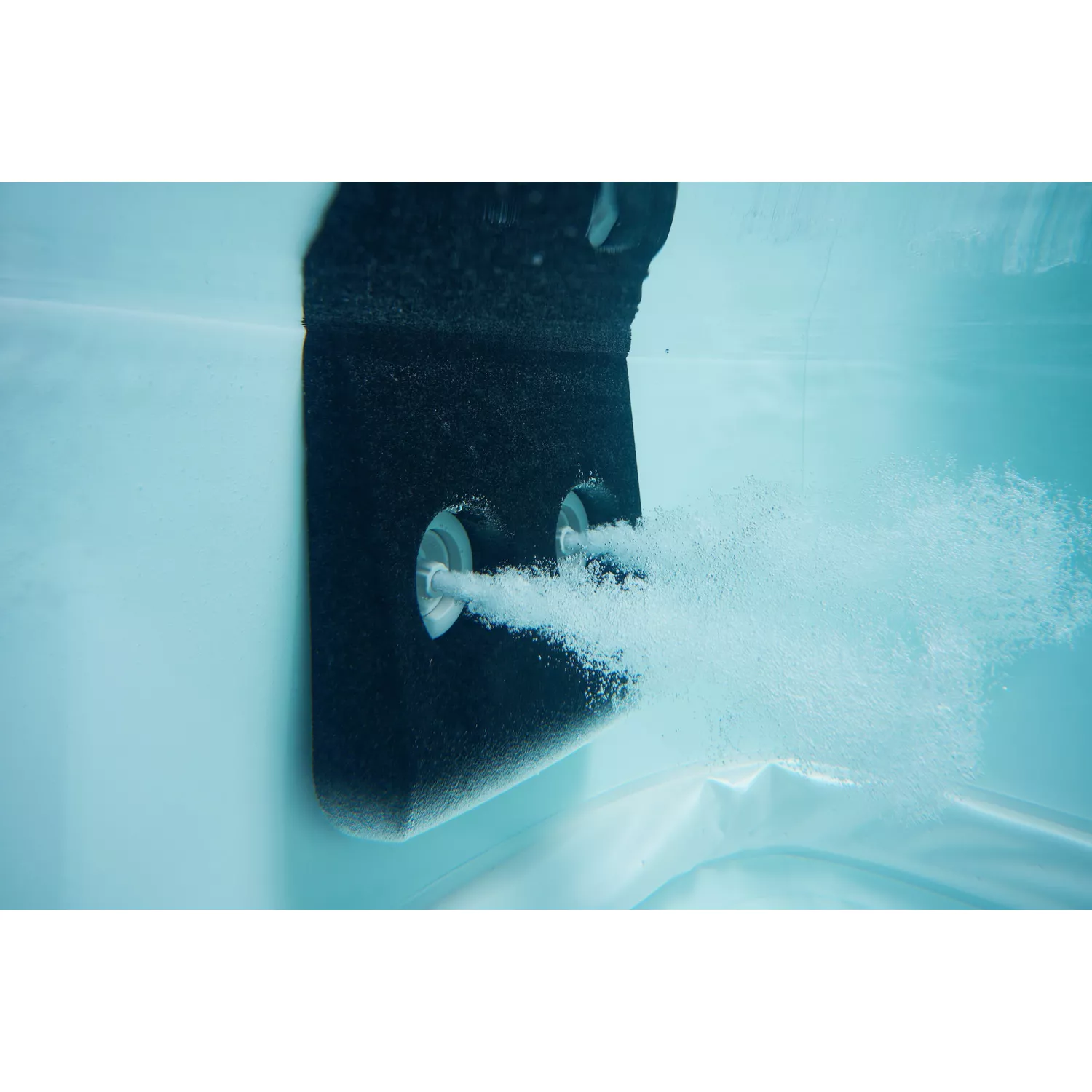 MSPA - Spa carré 180 cm x 180cm OSLO PLUS 6 places