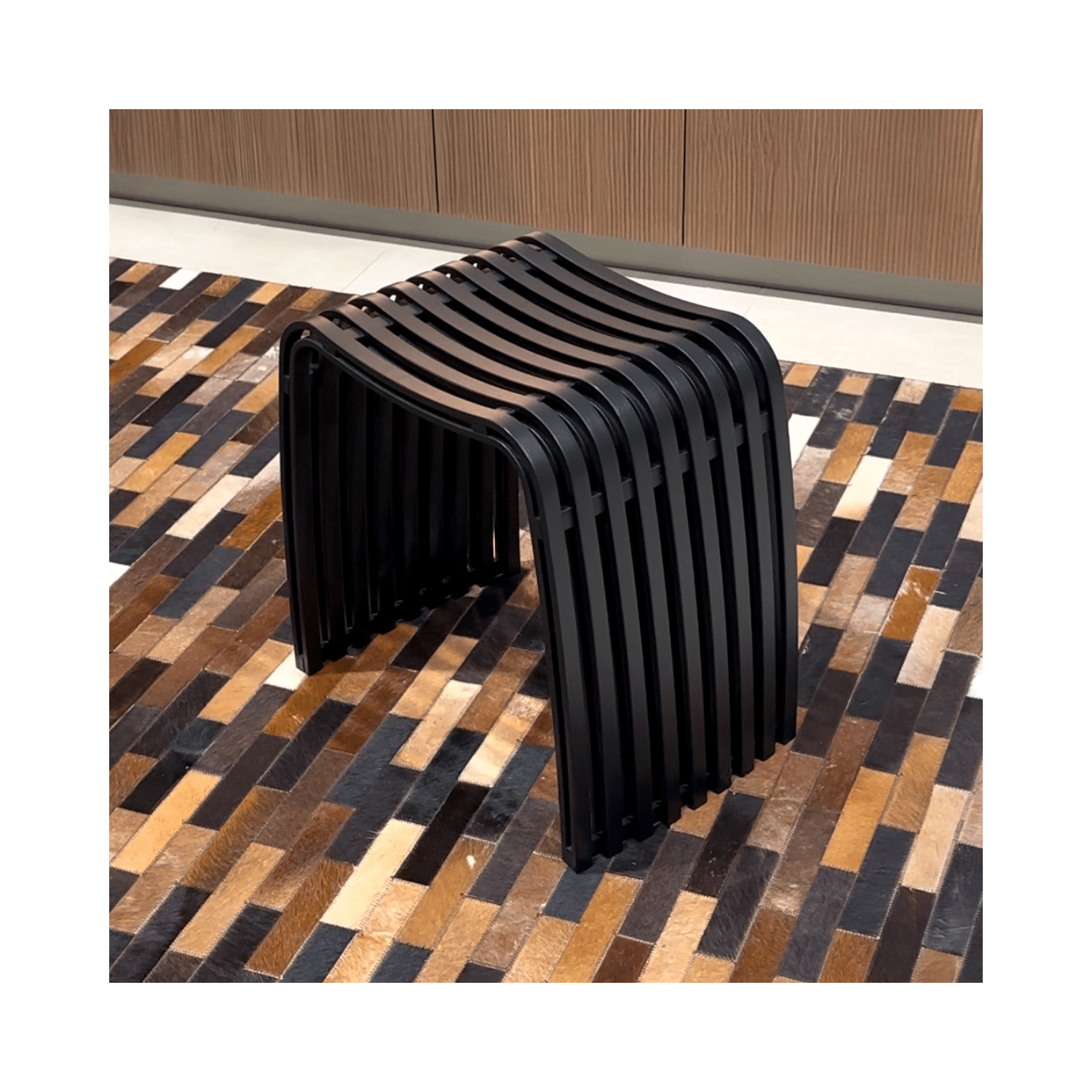 Tabouret en bambou noir Vogue