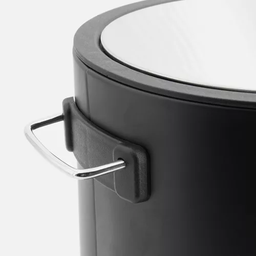 Poubelle à pédale noir mat...