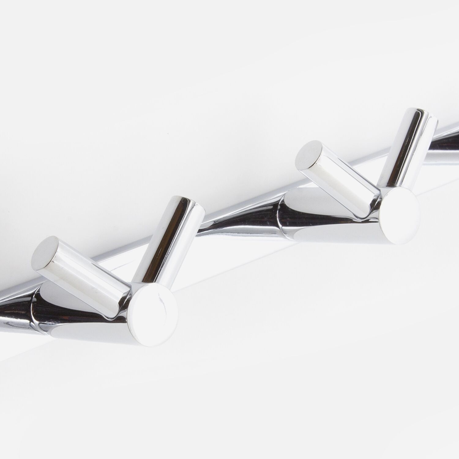 Patère 5 têtes en V à fixer, en laiton massif, finition chromée - Vito