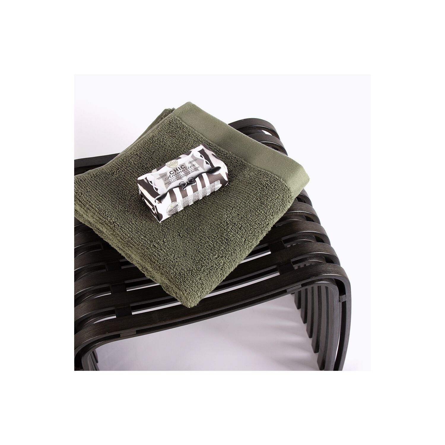 Tabouret en bambou noir Vogue