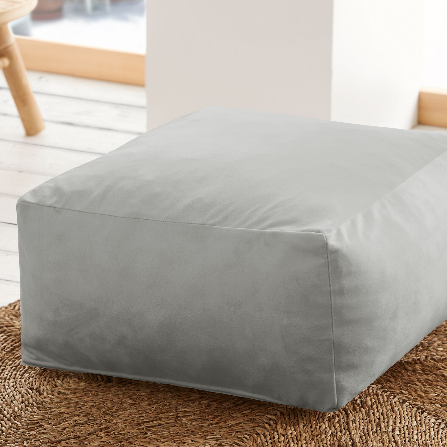 Pouf carré en velours gris - PALAU 50x50 cm