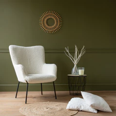 Cadeirão de tecido felpudo...