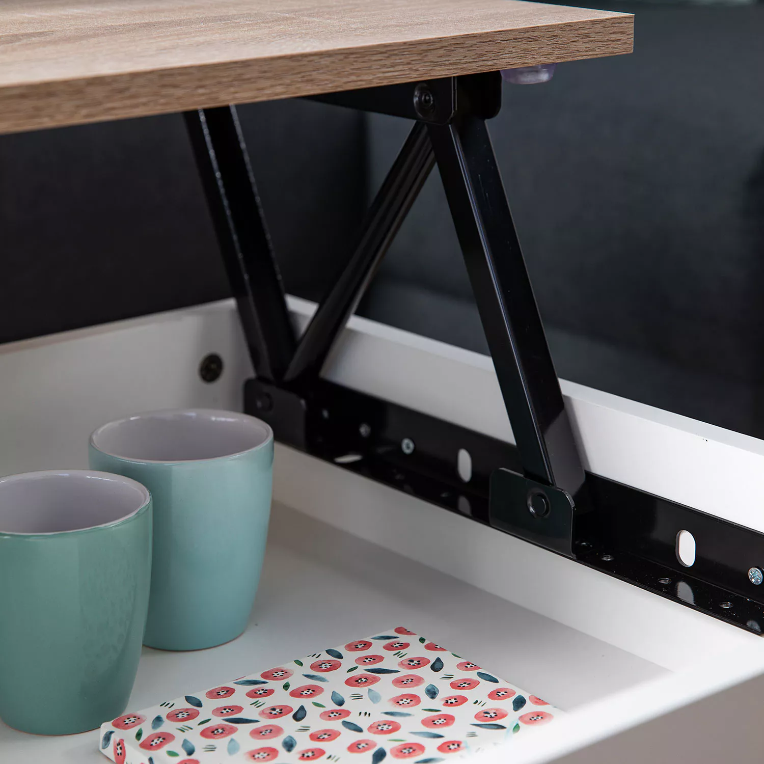 Mesa baja con tapa elevable blanca y madera HEDDA