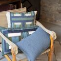 Coussin brodé Taho en coton 100% - Vert de gris - 40 x 65 cm