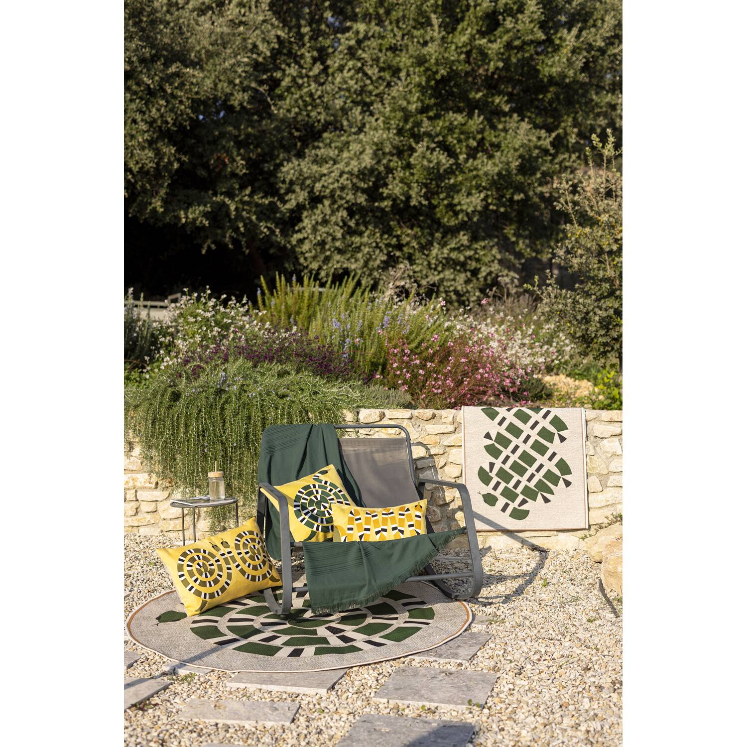Coussin brodé Vivaraise Yoka - Coton 100% - Couleur Mangue - 40 x 65 cm