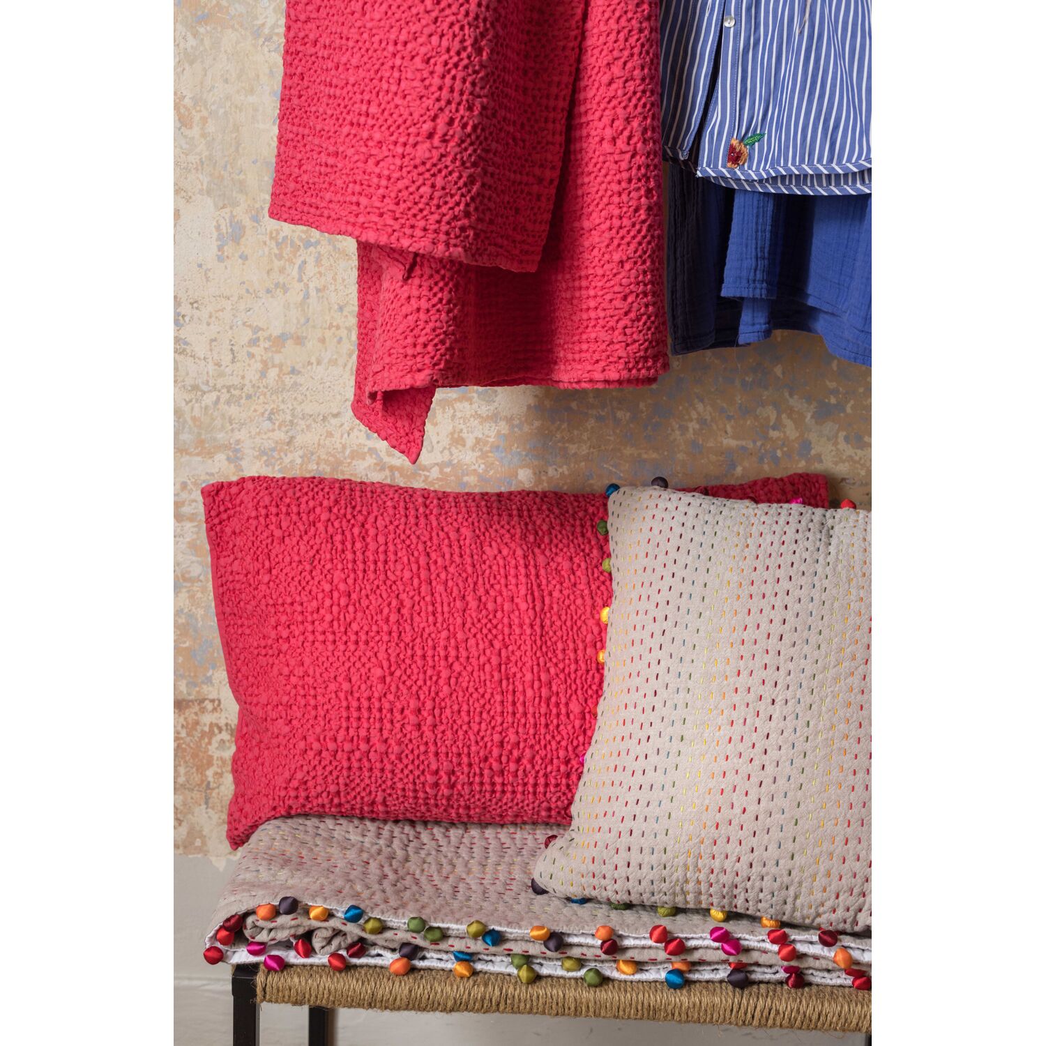 Coussin Gastounet Vivaraise - Coton avec pompons satinés - 45 x 45 cm