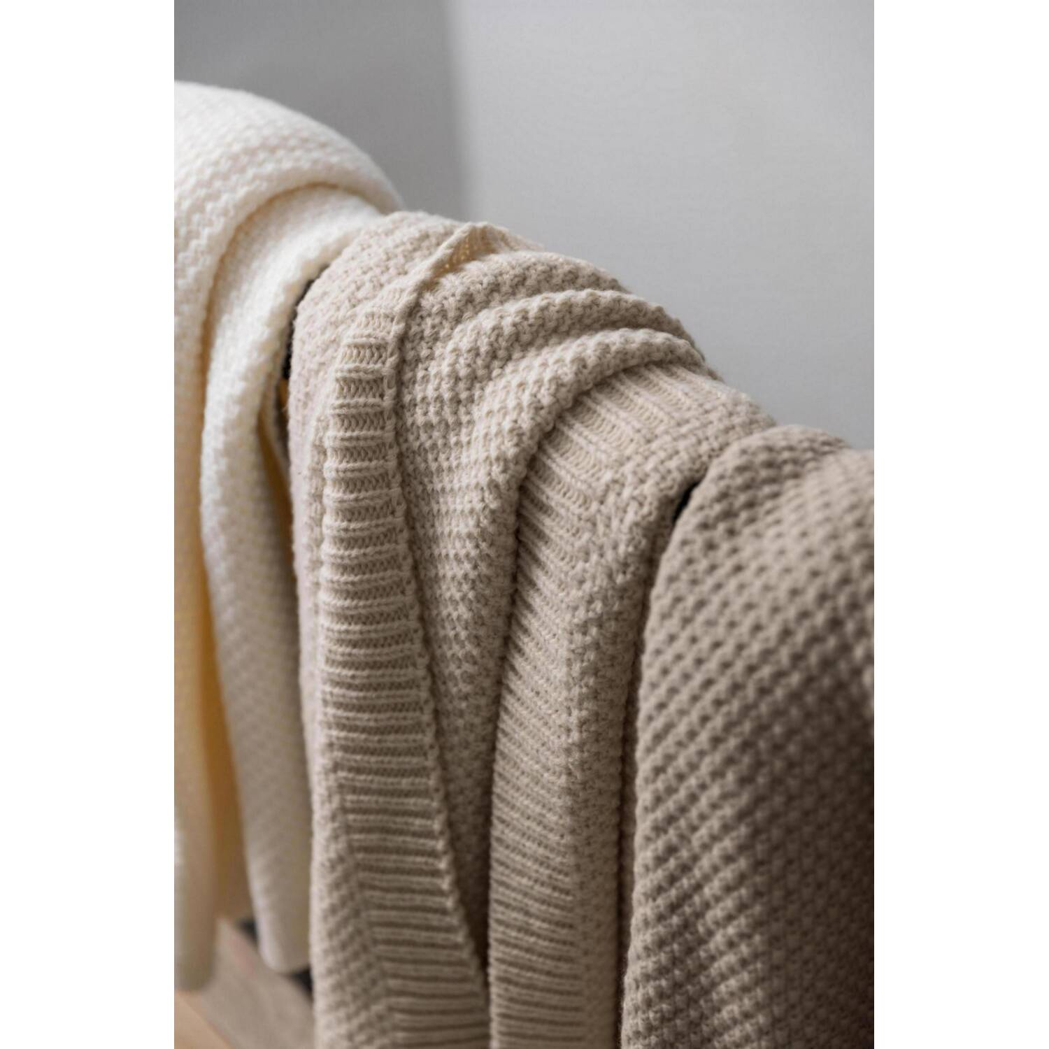 Gebreide gerecycleerde plaid Danilo - Vivaraise (130 x 160 cm)