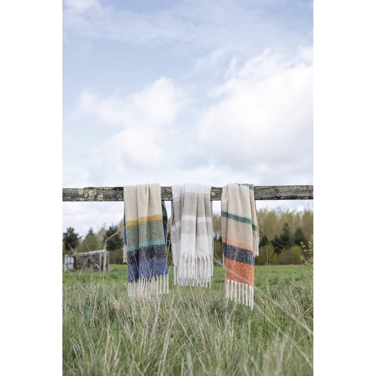 Plaid rayé Isabel en polyester recyclé châtaigne (130 x 160 cm)