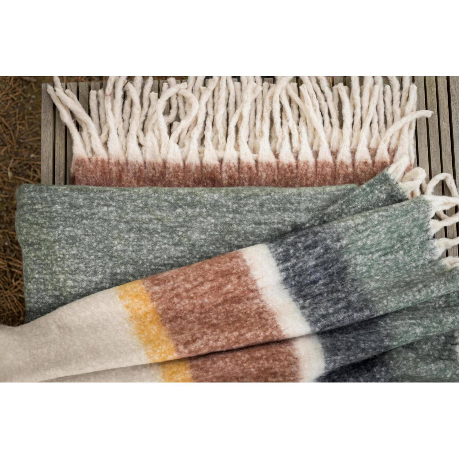 Plaid uni recyclé Isabel - 130 x 160 cm en polyester recyclé