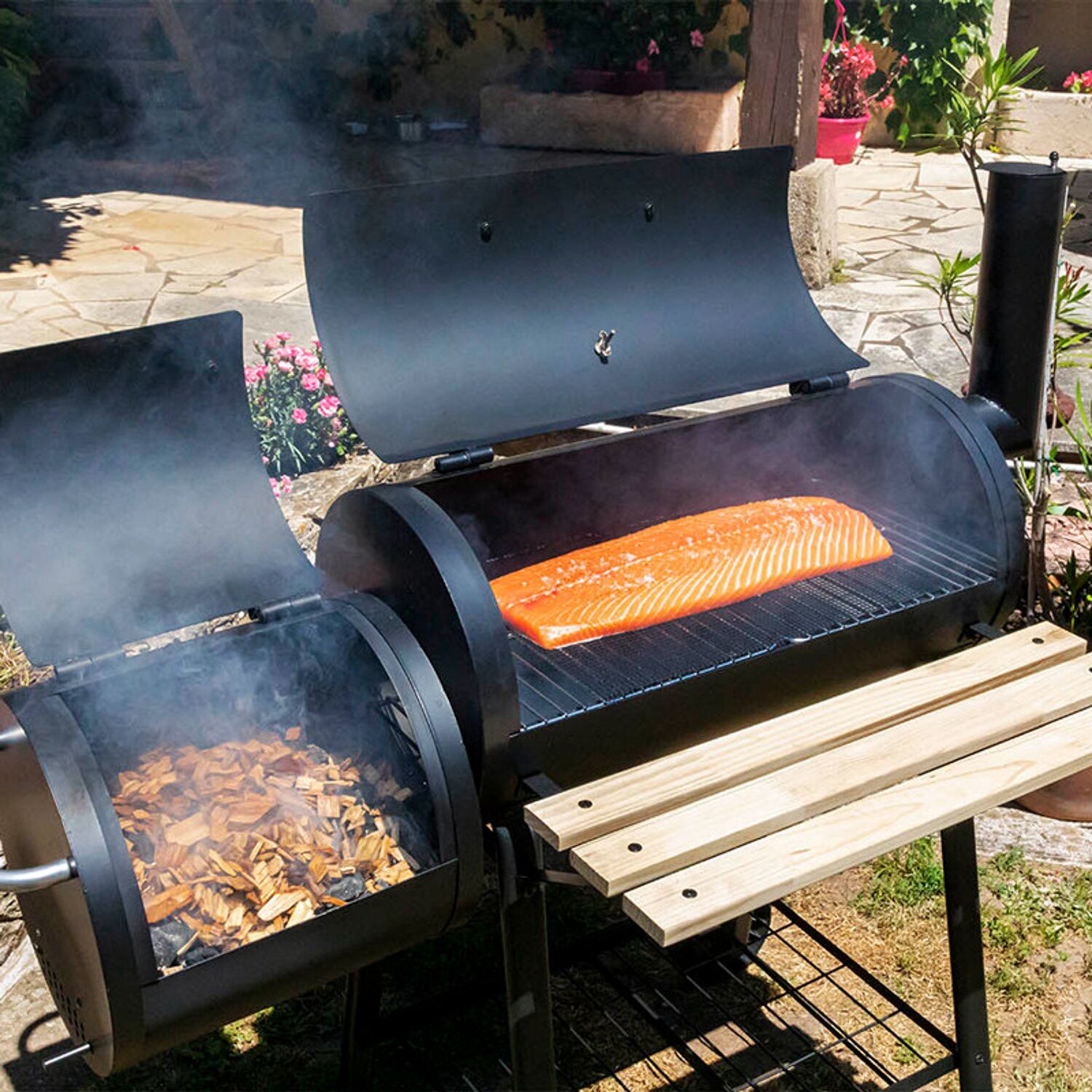 SOMAGIC - Fumoir au charbon de bois