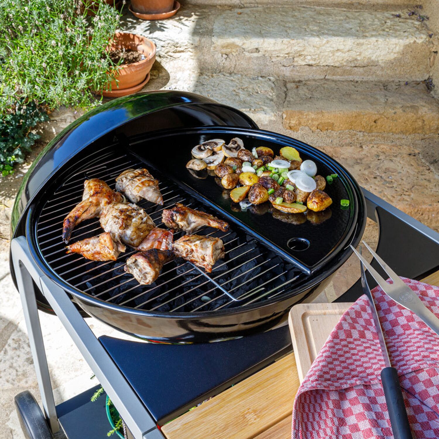 SOMAGIC - Barbecue à charbon boule Montana